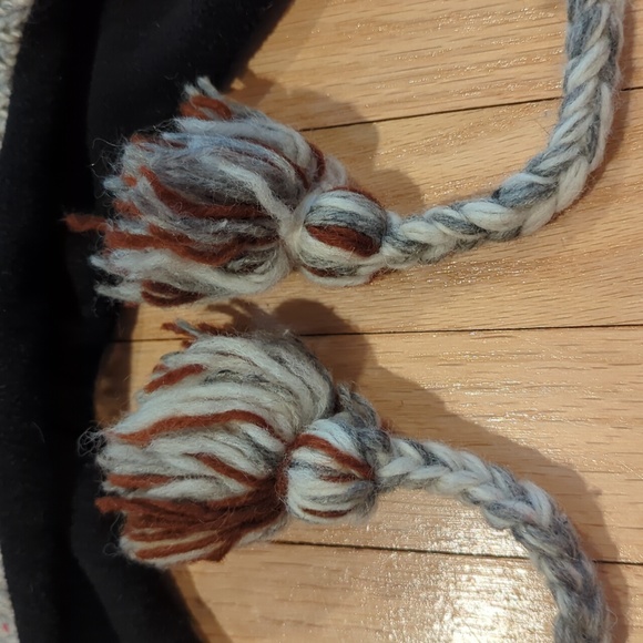 Made in Nepal animal hat - Picture 3 of 8